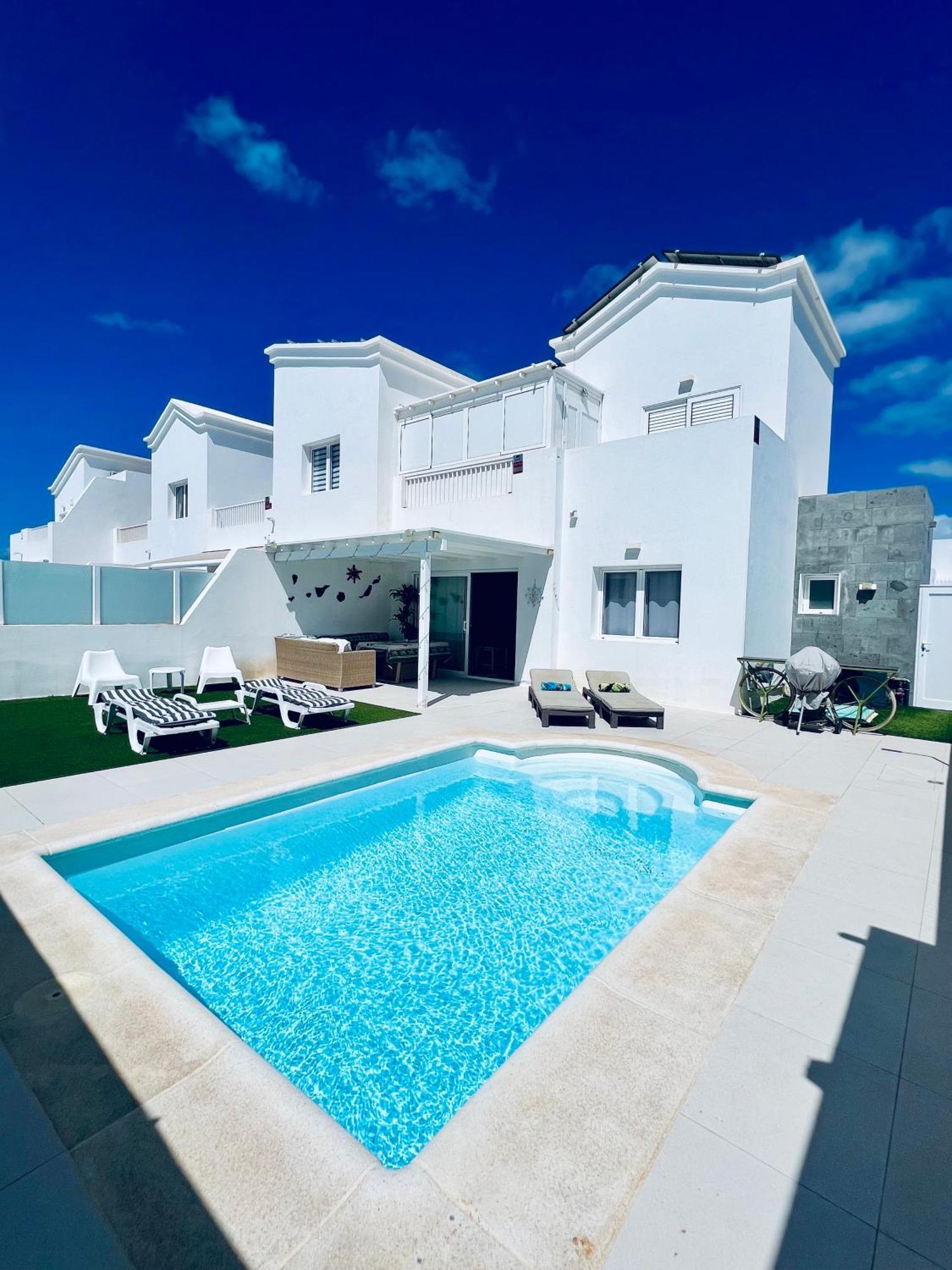 Lovely Villa Sanmar, Heated Pool Playa Blanca  Eksteriør billede